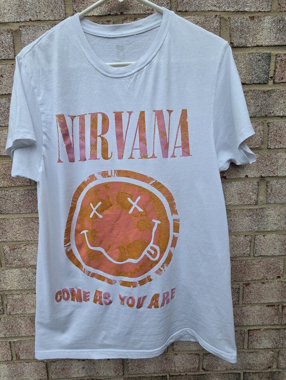 NIRVANA  Graphic T-Shirt Orange Pink Smiley Logo Size L